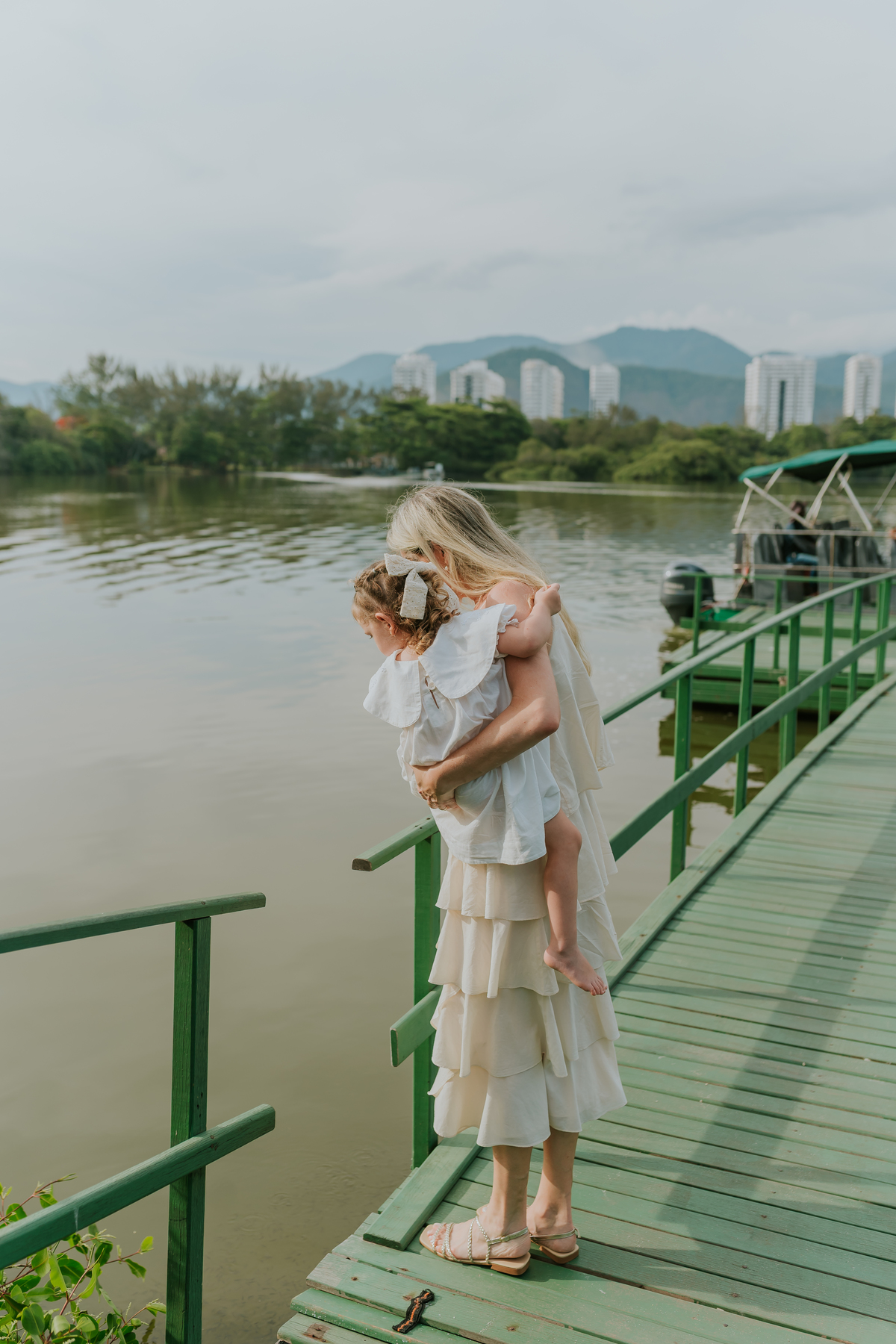fotografia ensaio externo natureza familia fotografa rj Rio de Janeiro 3 anos barra da Tijuca ilha 3 praia 