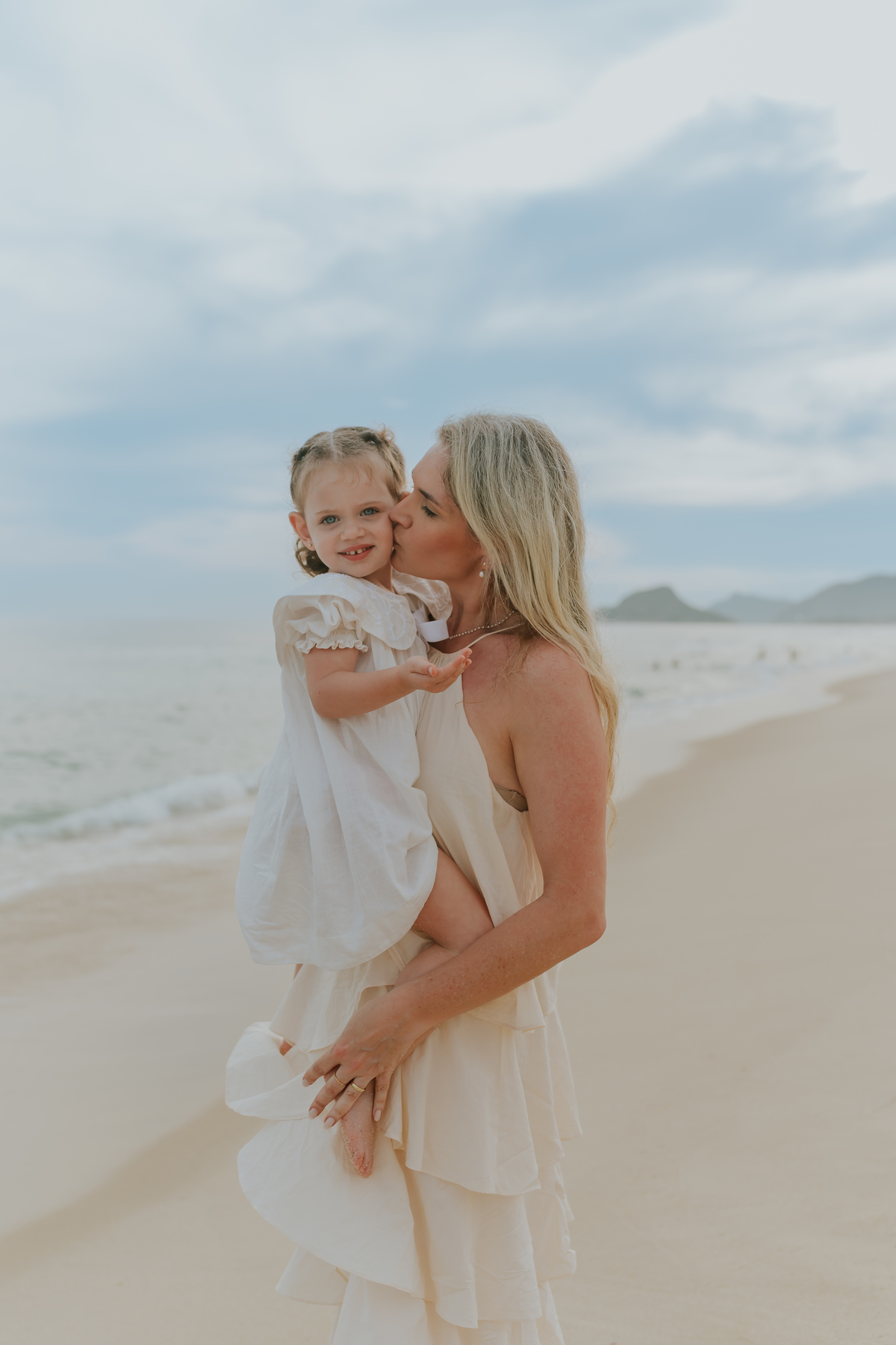 fotografia ensaio externo natureza familia fotografa rj Rio de Janeiro 3 anos barra da Tijuca ilha 3 praia 