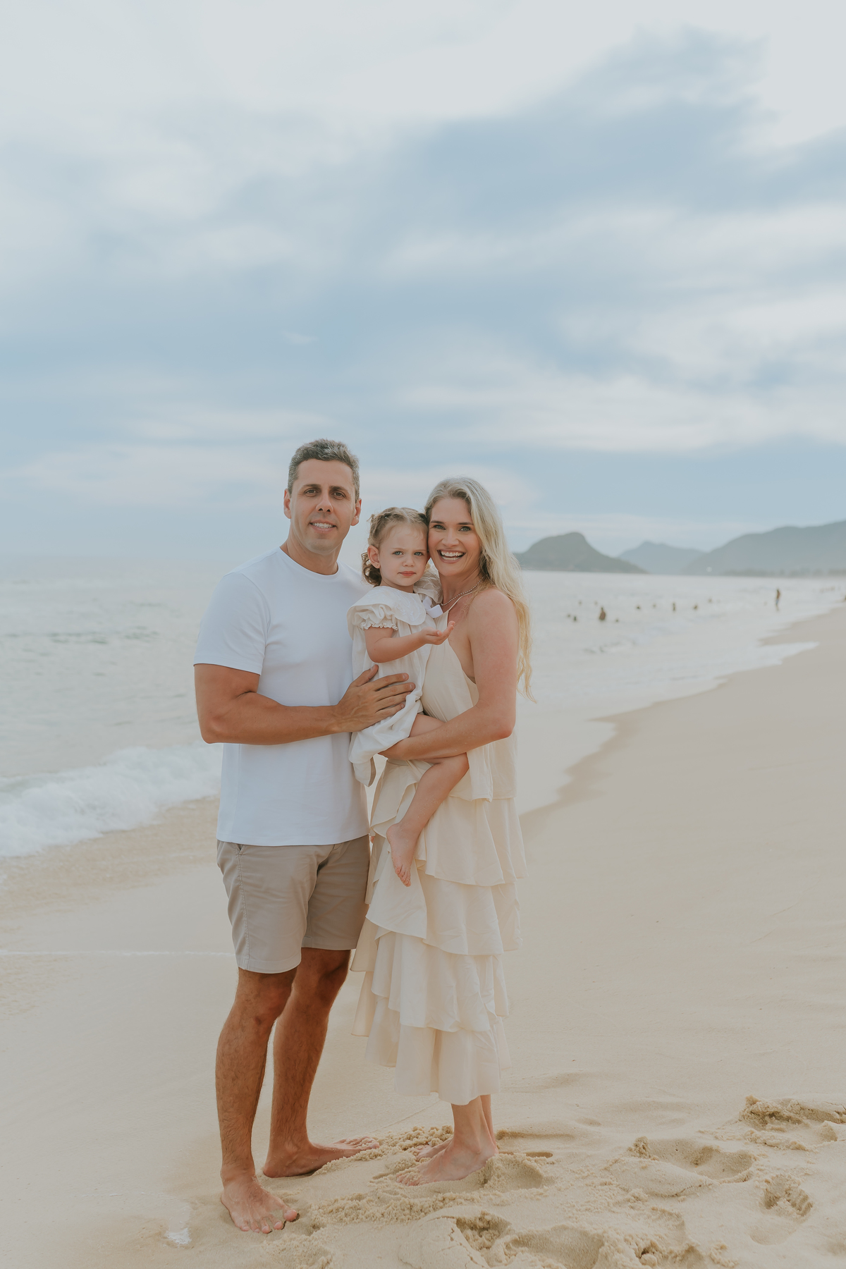 fotografia ensaio externo natureza familia fotografa rj Rio de Janeiro 3 anos barra da Tijuca ilha 3 praia 