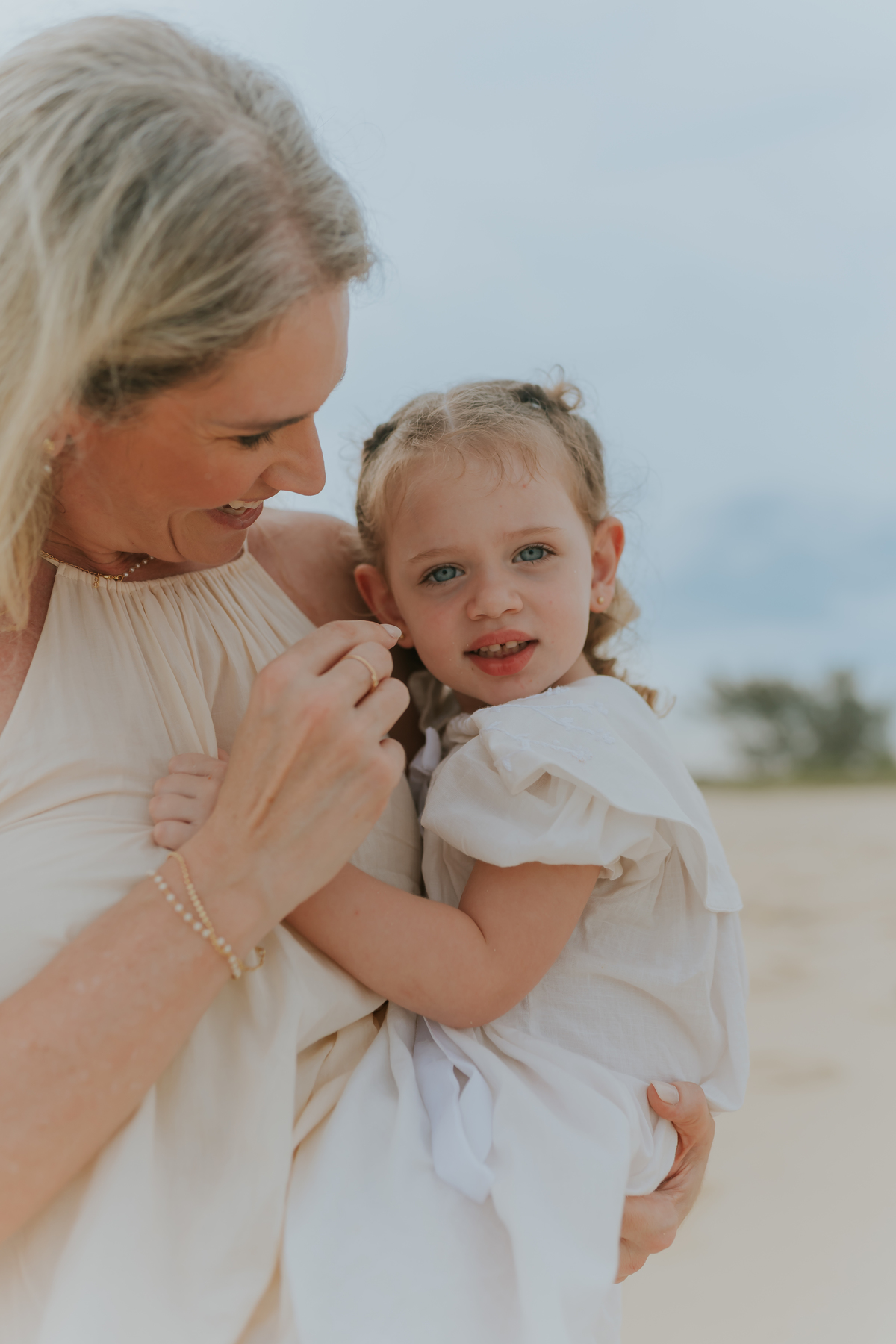 fotografia ensaio externo natureza familia fotografa rj Rio de Janeiro 3 anos barra da Tijuca ilha 3 praia 