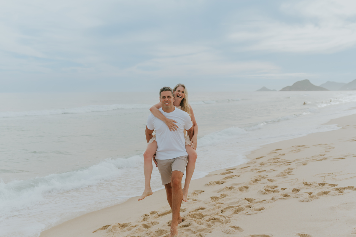 fotografia ensaio externo natureza familia fotografa rj Rio de Janeiro 3 anos barra da Tijuca ilha 3 praia 