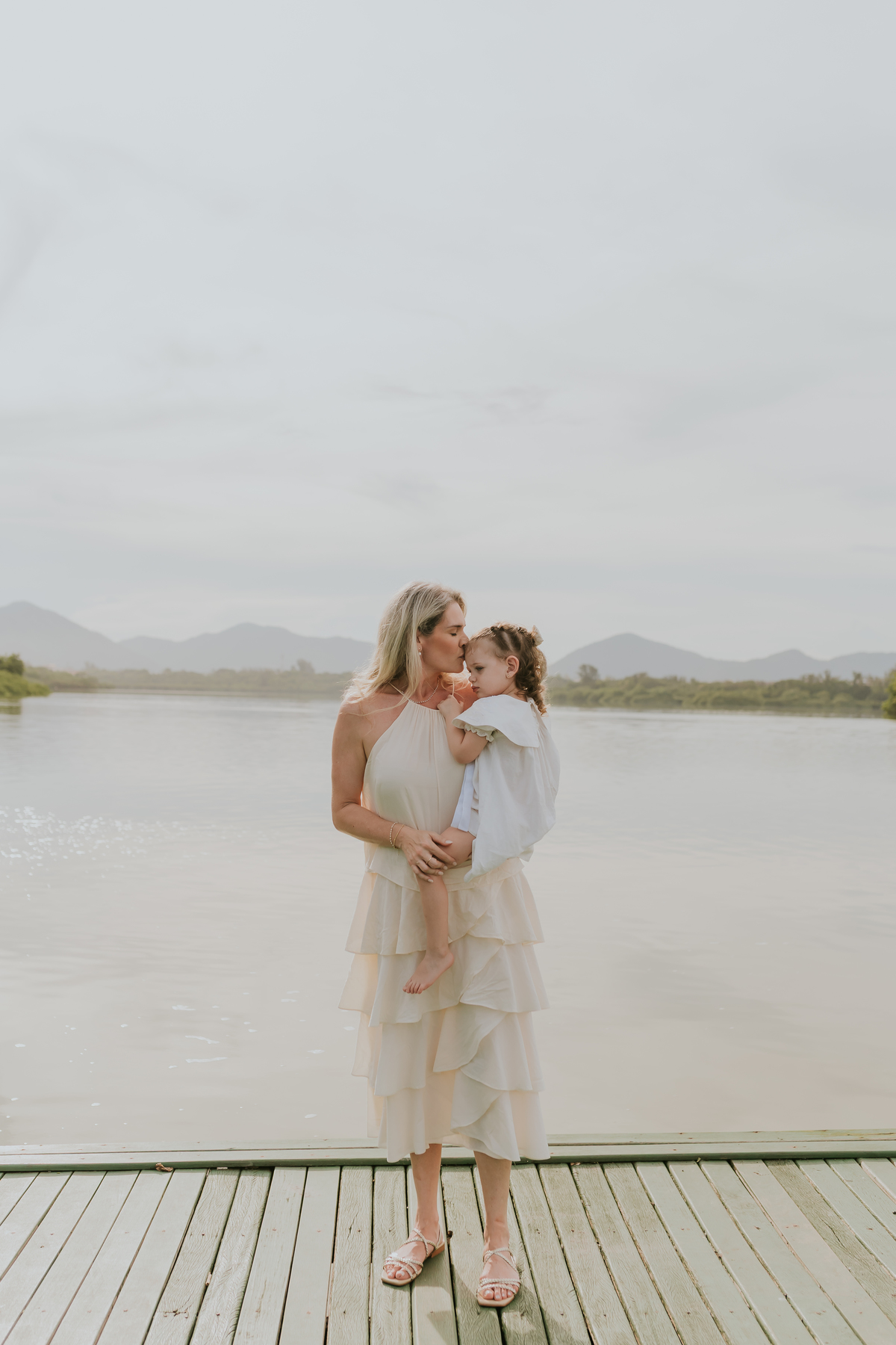 fotografia ensaio externo natureza familia fotografa rj Rio de Janeiro 3 anos barra da Tijuca ilha 3 praia 