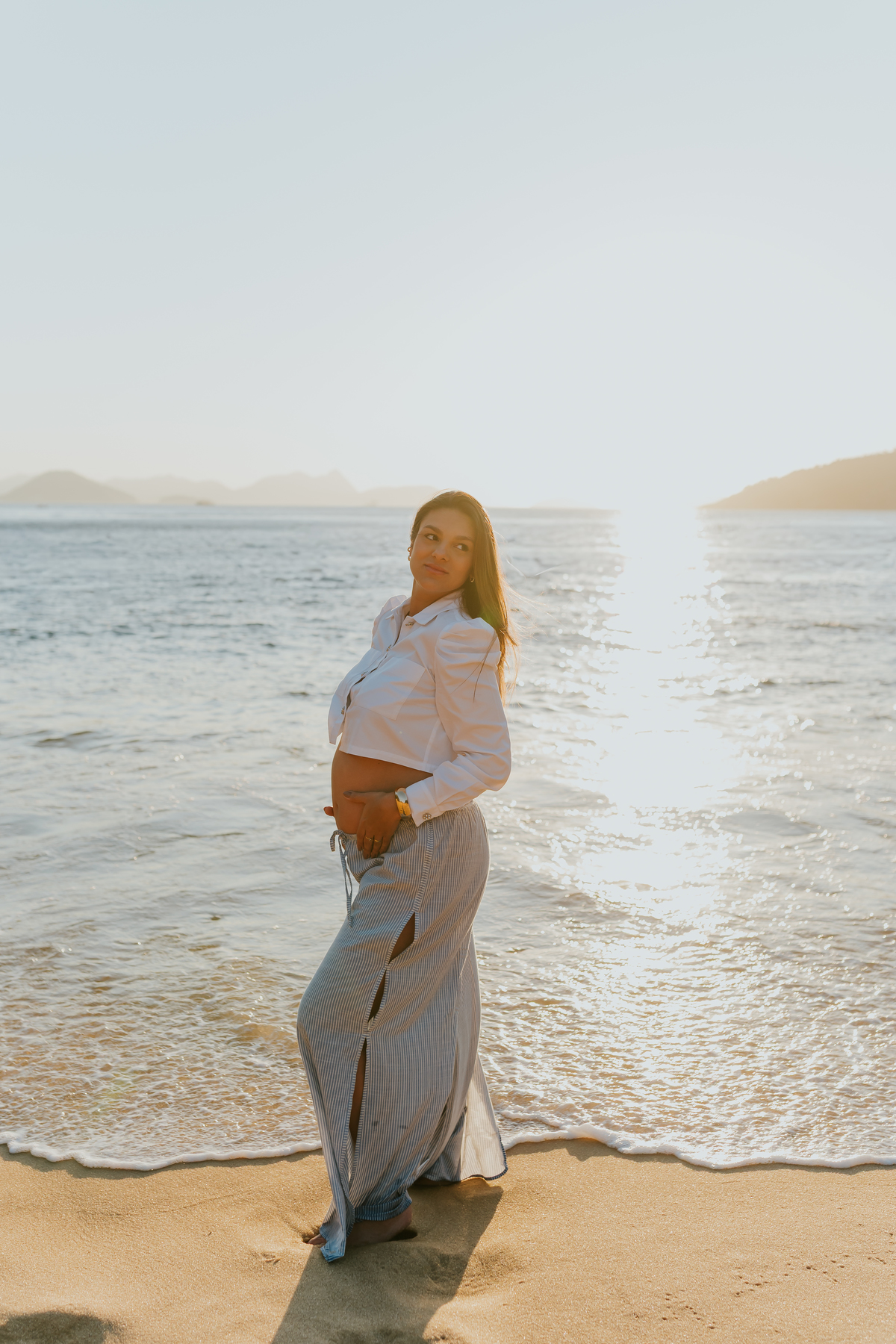 fotografa ensaio gravida gestante praia vermelha urca zona sul Rio de Janeiro rj fotografa familia amanhecer externo 