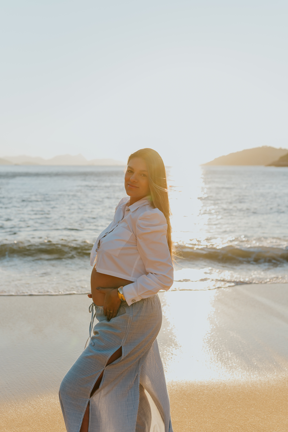 fotografa ensaio gravida gestante praia vermelha urca zona sul Rio de Janeiro rj fotografa familia amanhecer externo 