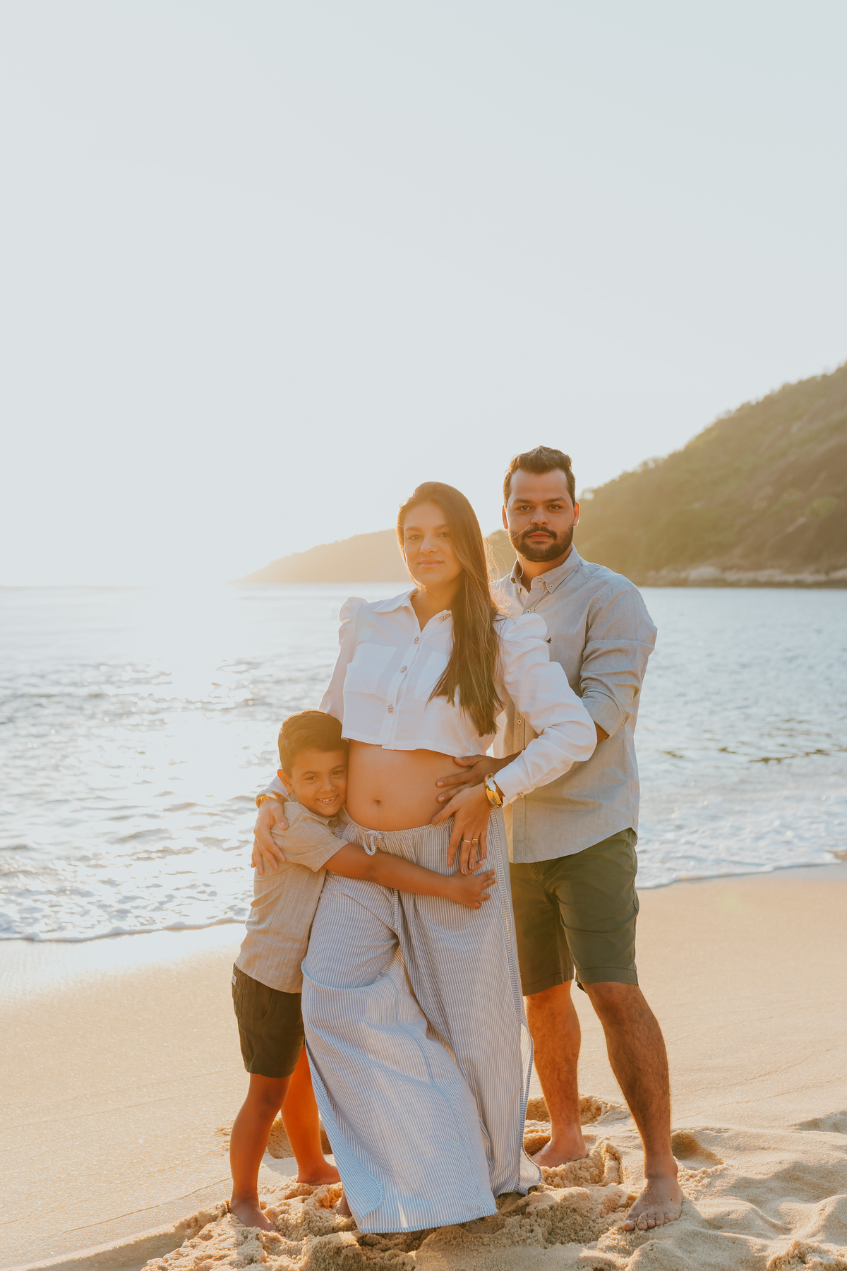 fotografa ensaio gravida gestante praia vermelha urca zona sul Rio de Janeiro rj fotografa familia amanhecer externo 