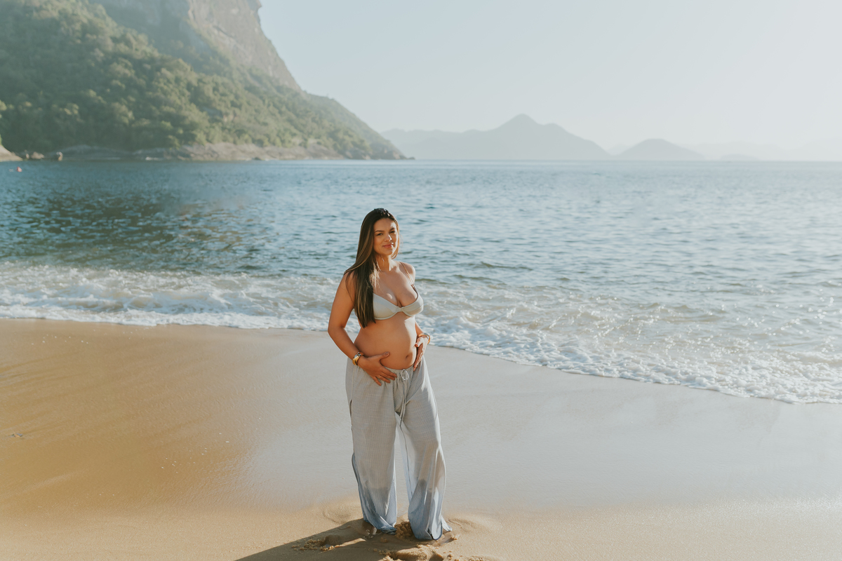 fotografa ensaio gravida gestante praia vermelha urca zona sul Rio de Janeiro rj fotografa familia amanhecer externo 