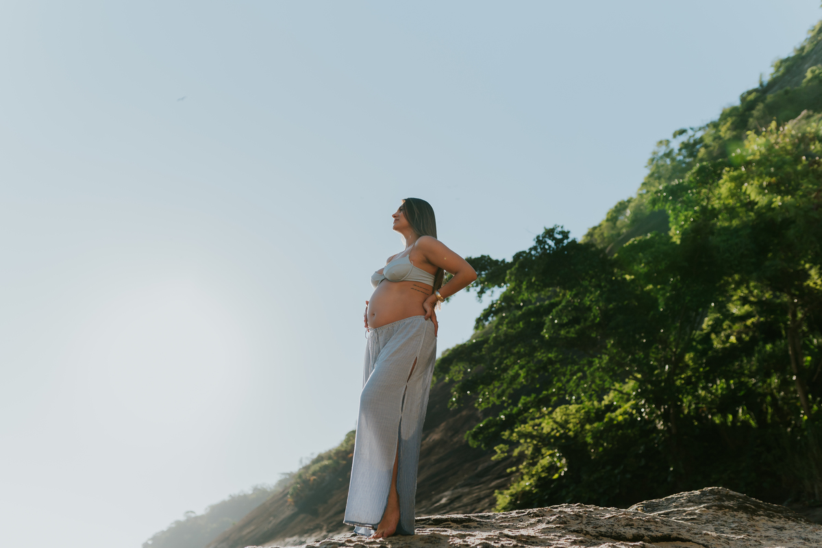 fotografa ensaio gravida gestante praia vermelha urca zona sul Rio de Janeiro rj fotografa familia amanhecer externo 