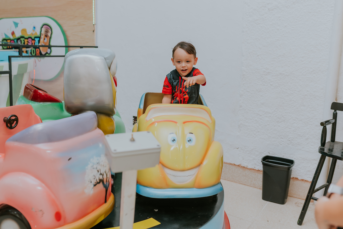 fotografia fotográfa festa infantil casa de festas 3 ano tema homem aranha rio de Janeiro rj evento barra da Tijuca família 