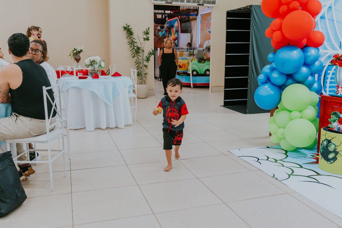 fotografia fotográfa festa infantil casa de festas 3 ano tema homem aranha rio de Janeiro rj evento barra da Tijuca família 