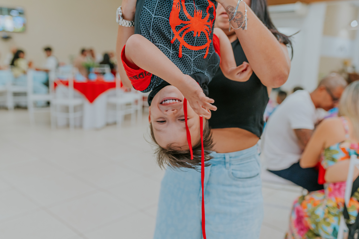 fotografia fotográfa festa infantil casa de festas 3 ano tema homem aranha rio de Janeiro rj evento barra da Tijuca família 