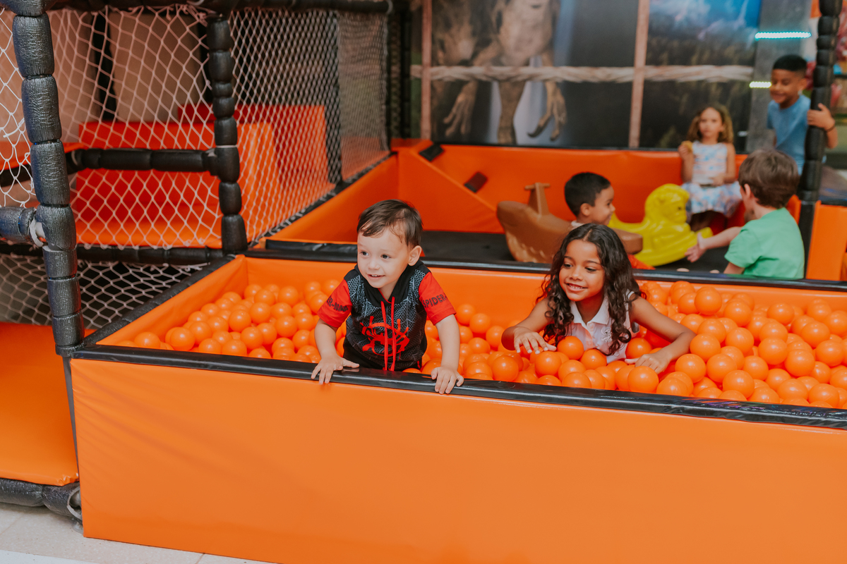 fotografia fotográfa festa infantil casa de festas 3 ano tema homem aranha rio de Janeiro rj evento barfotografia fotográfa festa infantil casa de festas 3 ano tema homem aranha rio de Janeiro rj evento barra da Tijuca família ra da Tijuca família 