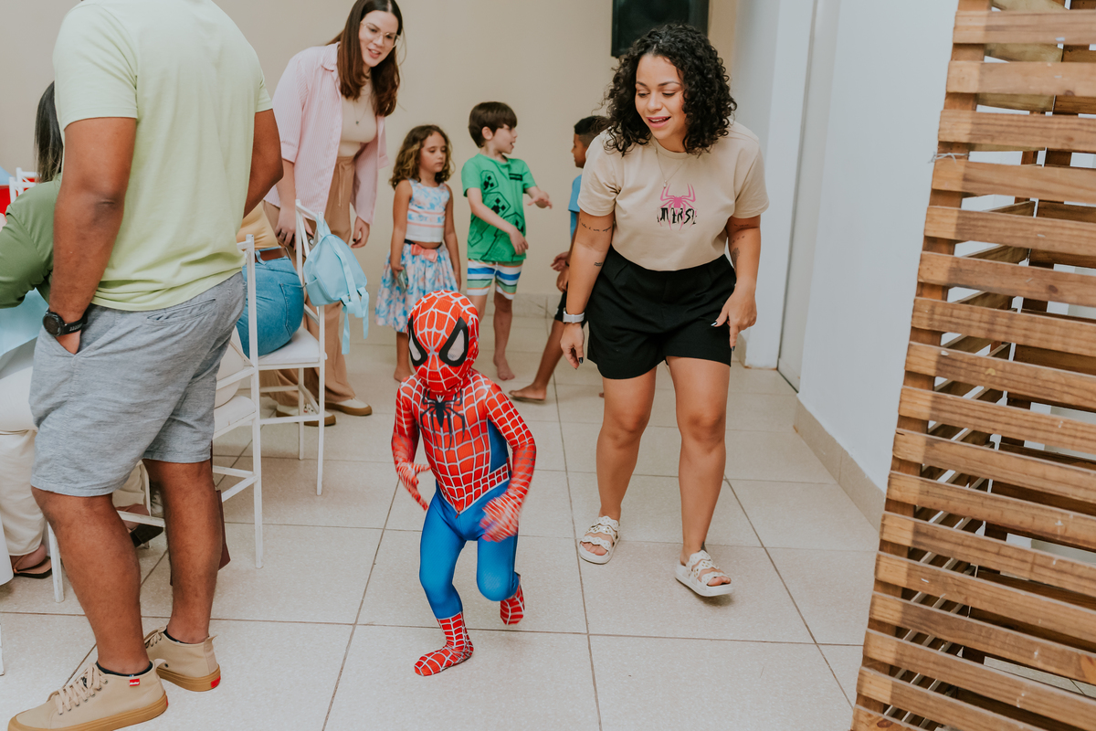 fotografia fotográfa festa infantil casa de festas 3 ano tema homem aranha rio de Janeiro rj evento barra da Tijuca família 