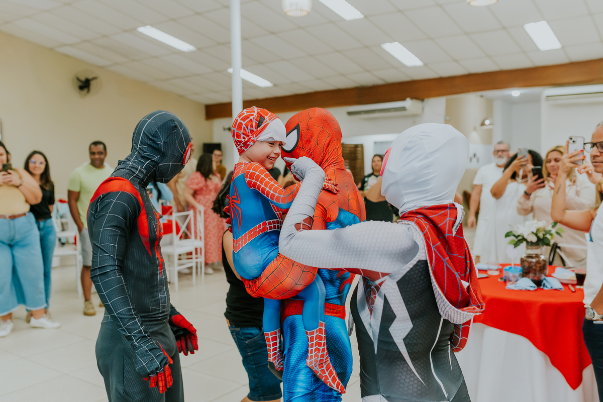 fotografia fotográfa festa infantil casa de festas 3 ano tema homem aranha rio de Janeiro rj evento barra da Tijuca família 