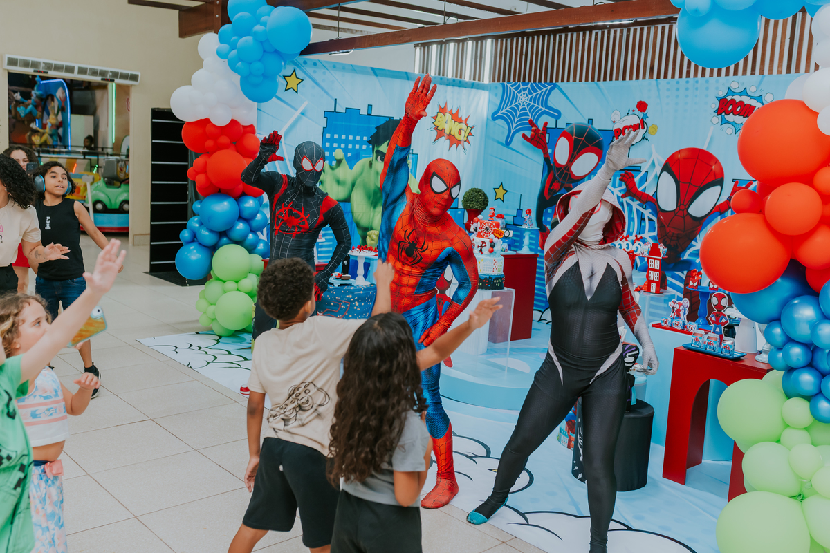 fotografia fotográfa festa infantil casa de festas 3 ano tema homem aranha rio de Janeiro rj evento barra da Tijuca família fotografia fotográfa festa infantil casa de festas 3 ano tema homem aranha rio de Janeiro rj evento barra da Tijuca família 