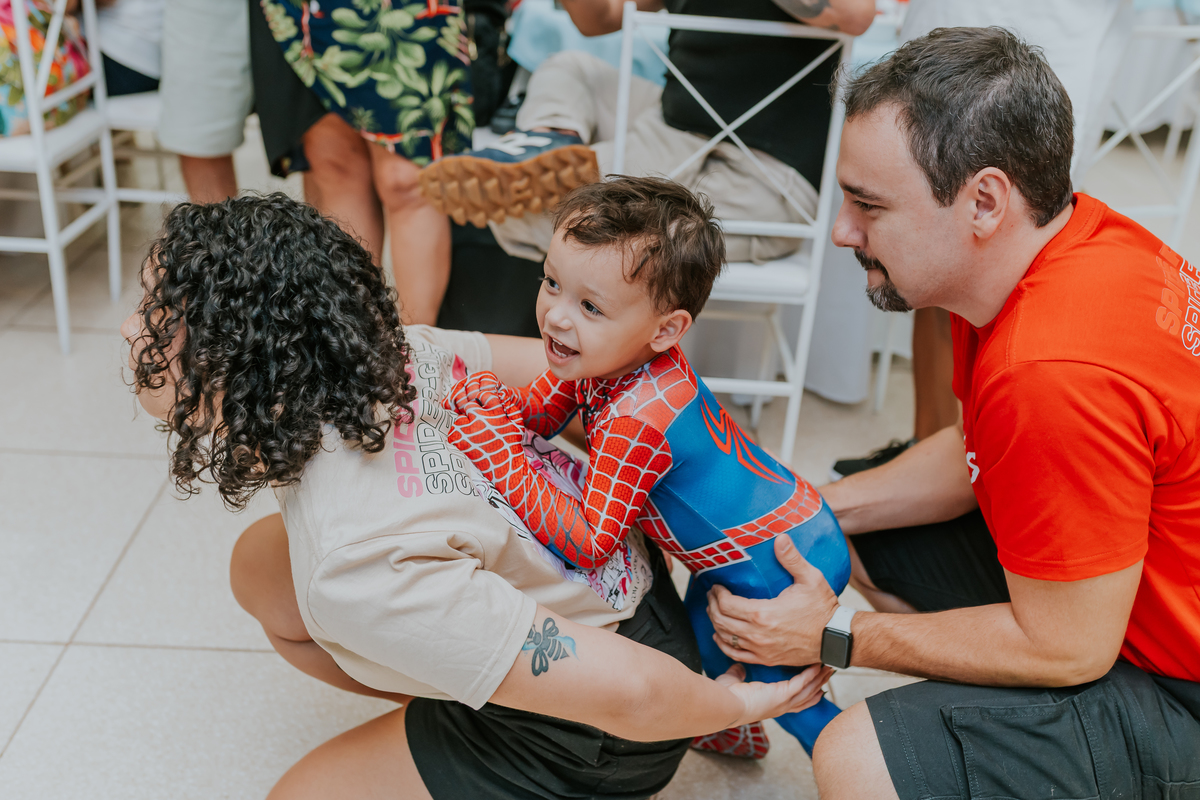 fotografia fotográfa festa infantil casa de festas 3 ano tema homem aranha rio de Janeiro rj evento barra da Tijuca família 