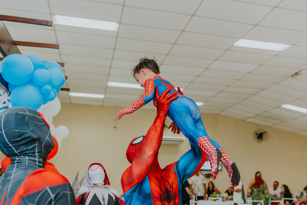 fotografia fotográfa festa infantil casa de festas 3 ano tema homem aranha rio de Janeiro rj evento barra da Tijuca família 