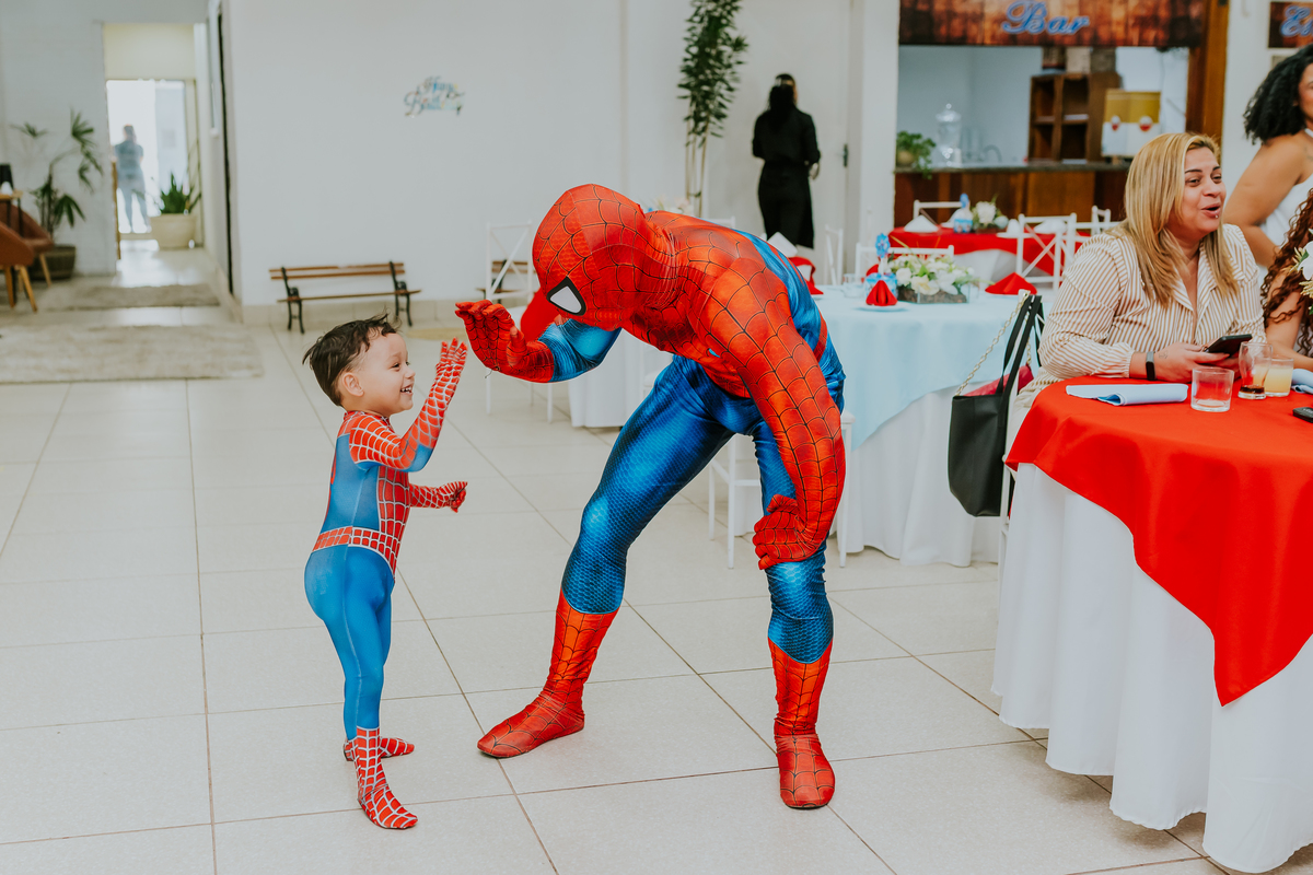 fotografia fotográfa festa infantil casa de festas 3 ano tema homem aranha rio de Janeiro rj evento barra da Tijuca família 