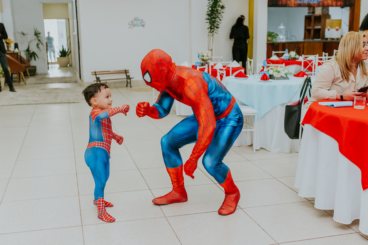 fotografia fotográfa festa infantil casa de festas 3 ano tema homem aranha rio de Janeiro rj evento barra da Tijuca família 