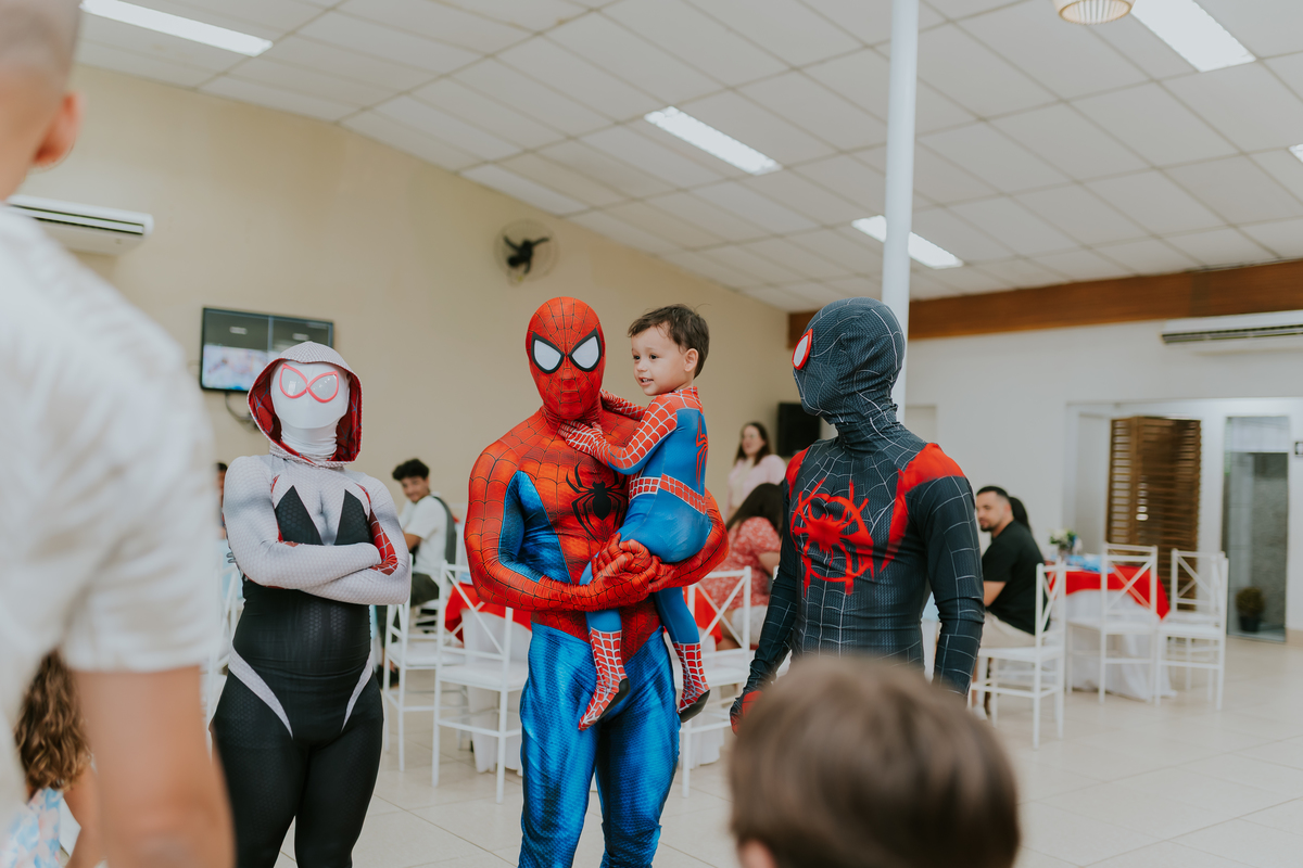 fotografia fotográfa festa infantil casa de festas 3 ano tema homem aranha rio de Janeiro rj evento barra da Tijuca família 