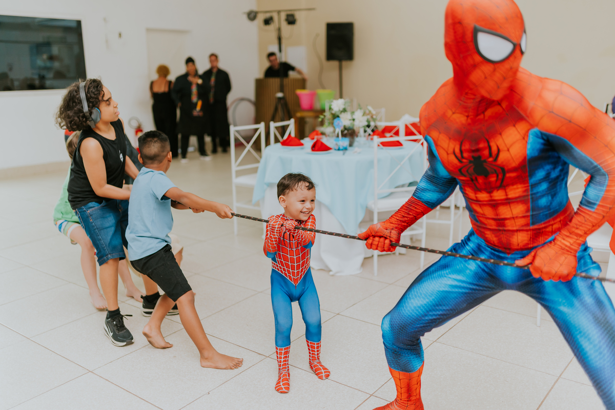 fotografia fotográfa festa infantil casa de festas 3 ano tema homem aranha rio de Janeiro rj evento barra da Tijuca família 