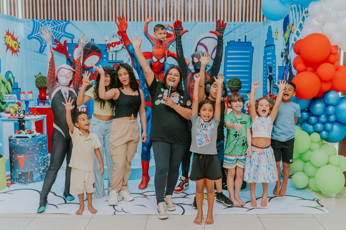 fotografia fotográfa festa infantil casa de festas 3 ano tema homem aranha rio de Janeiro rj evento barra da Tijuca família 
