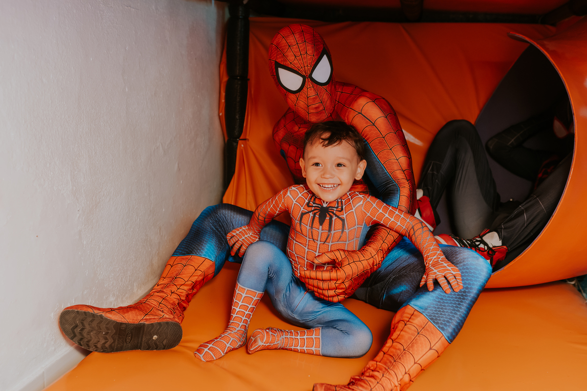 fotografia fotográfa festa infantil casa de festas 3 ano tema homem aranha rio de Janeiro rj evento barra da Tijuca família 