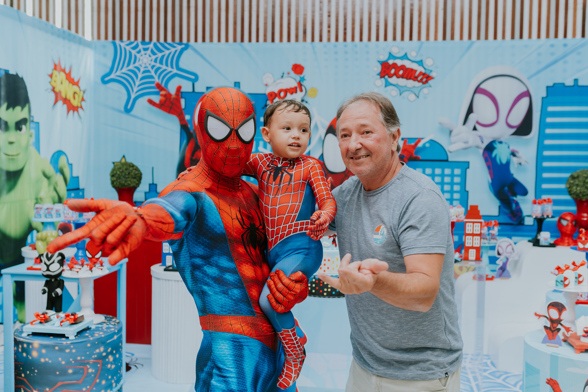 fotografia fotográfa festa infantil casa de festas 3 ano tema homem aranha rio de Janeiro rj evento barra da Tijuca família 