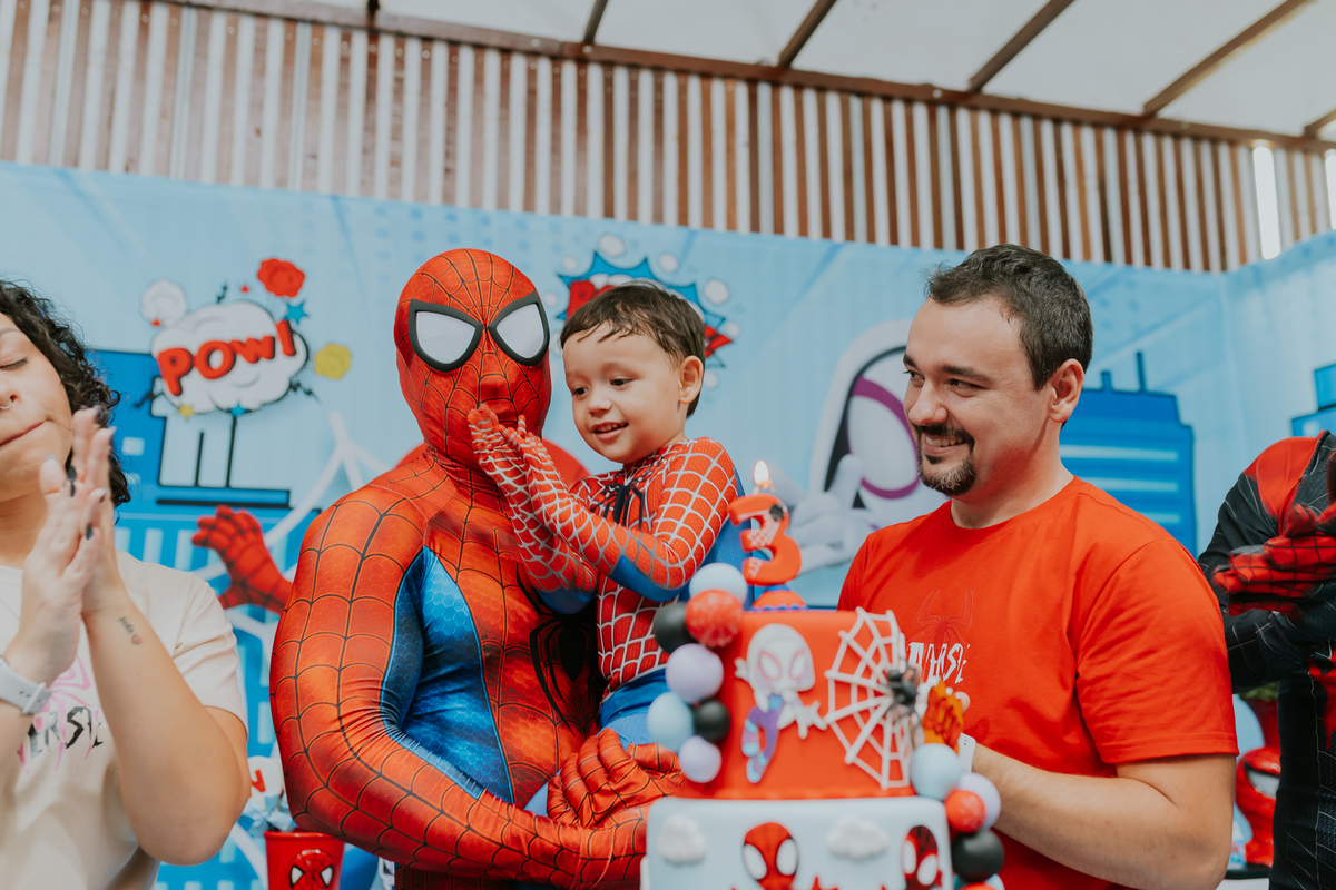 fotografia fotográfa festa infantil casa de festas 3 ano tema homem aranha rio de Janeiro rj evento barra da Tijuca família 