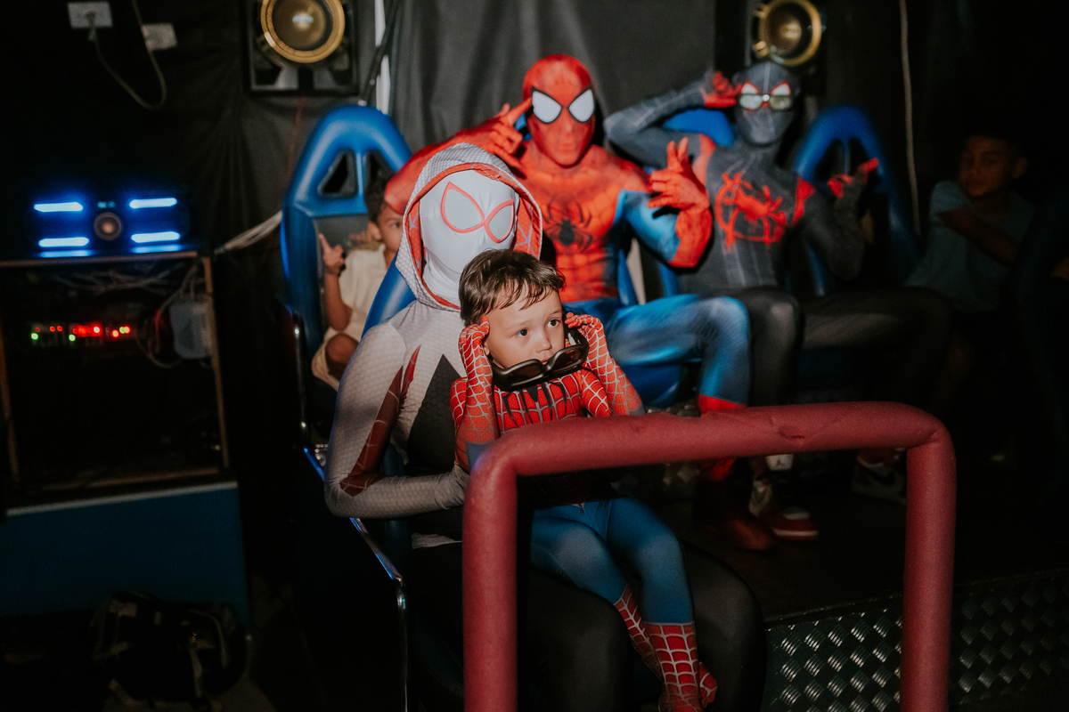fotografia fotográfa festa infantil casa de festas 3 ano tema homem aranha rio de Janeiro rj evento barra da Tijuca família 