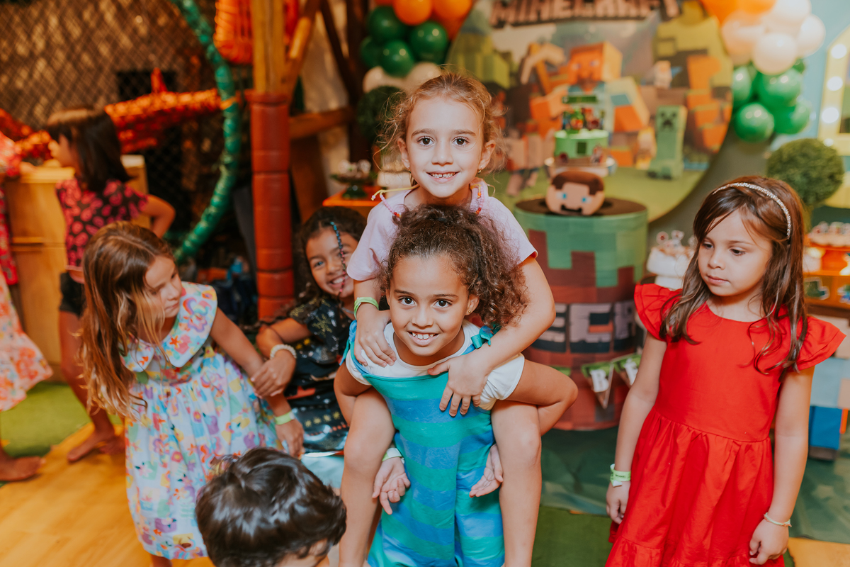 fotografia festa infantil rj Rio de Janeiro fotografa de familia 6 ano Gabriel casa de festas barra da Tijuca evento 