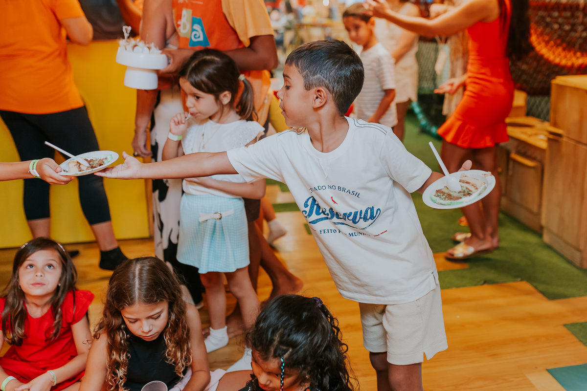 fotografia festa infantil rj Rio de Janeiro fotografa de familia 6 ano Gabriel casa de festas barra da Tijuca evento 