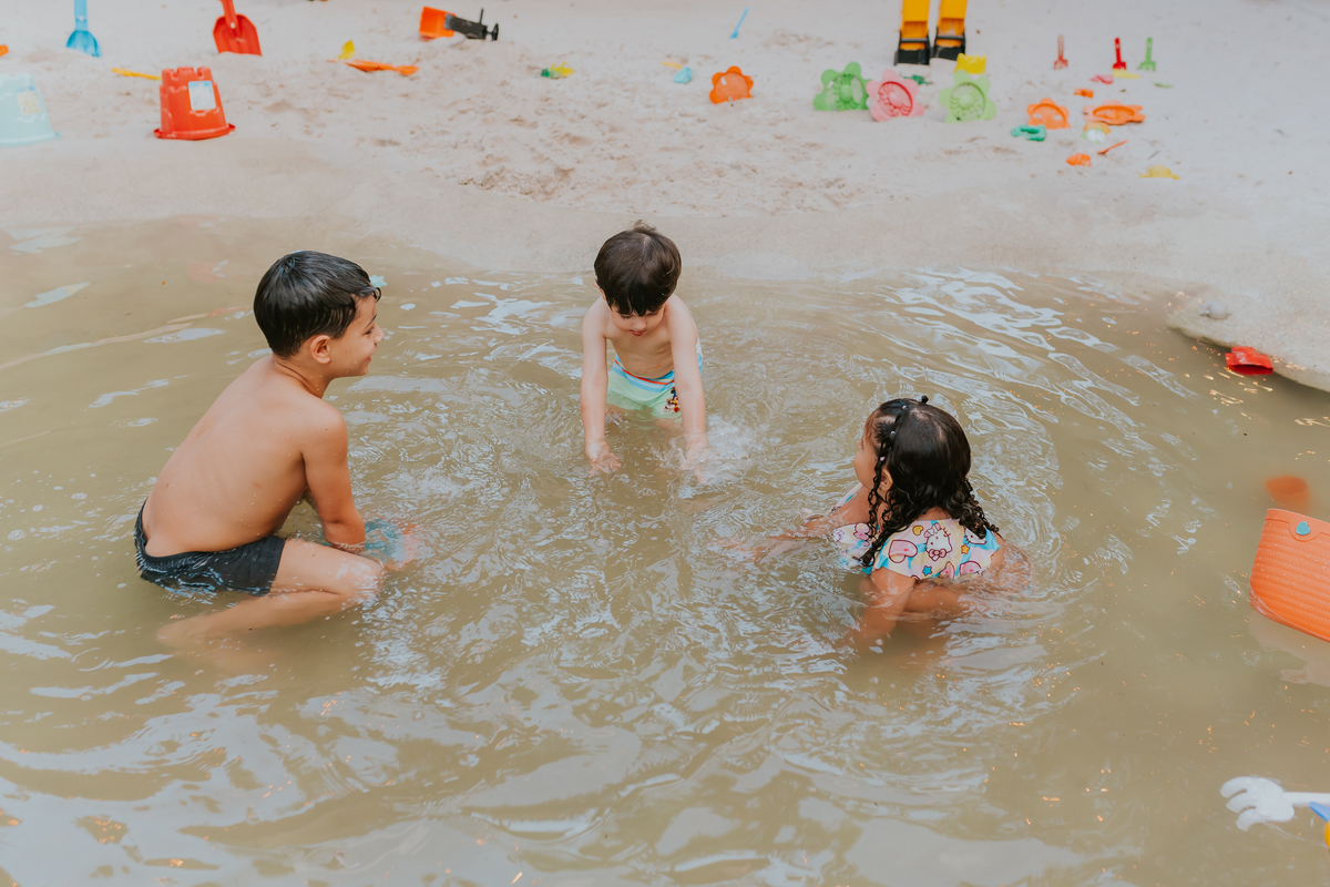 festa infantil rio de janeiro 2 anos Nicolas fotografa fotografia rj casa de festa quintal Araguaia Jacarepagua familia 