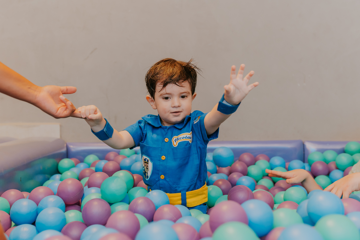festa infantil rio de janeiro 2 anos Nicolas fotografa fotografia rj casa de festa quintal Araguaia Jacarepagua familia 