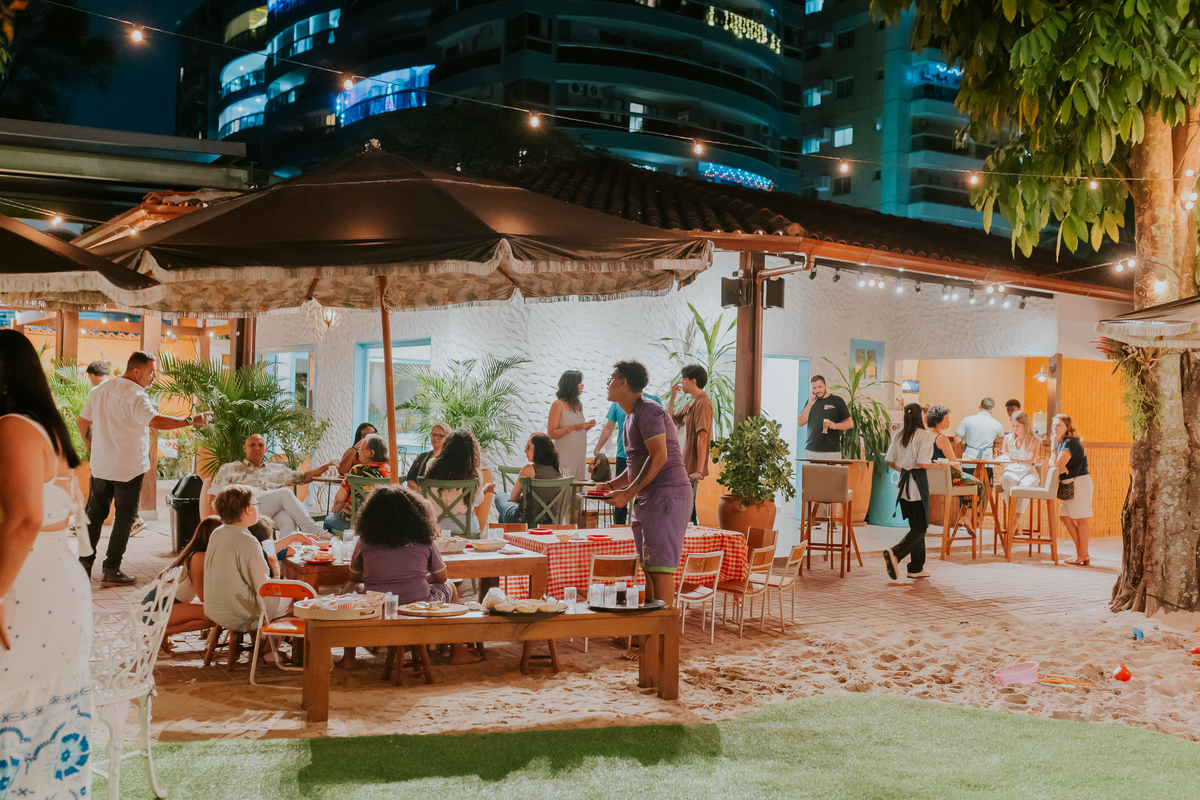 festa infantil rio de janeiro 2 anos Nicolas fotografa fotografia rj casa de festa quintal Araguaia Jacarepagua familia 