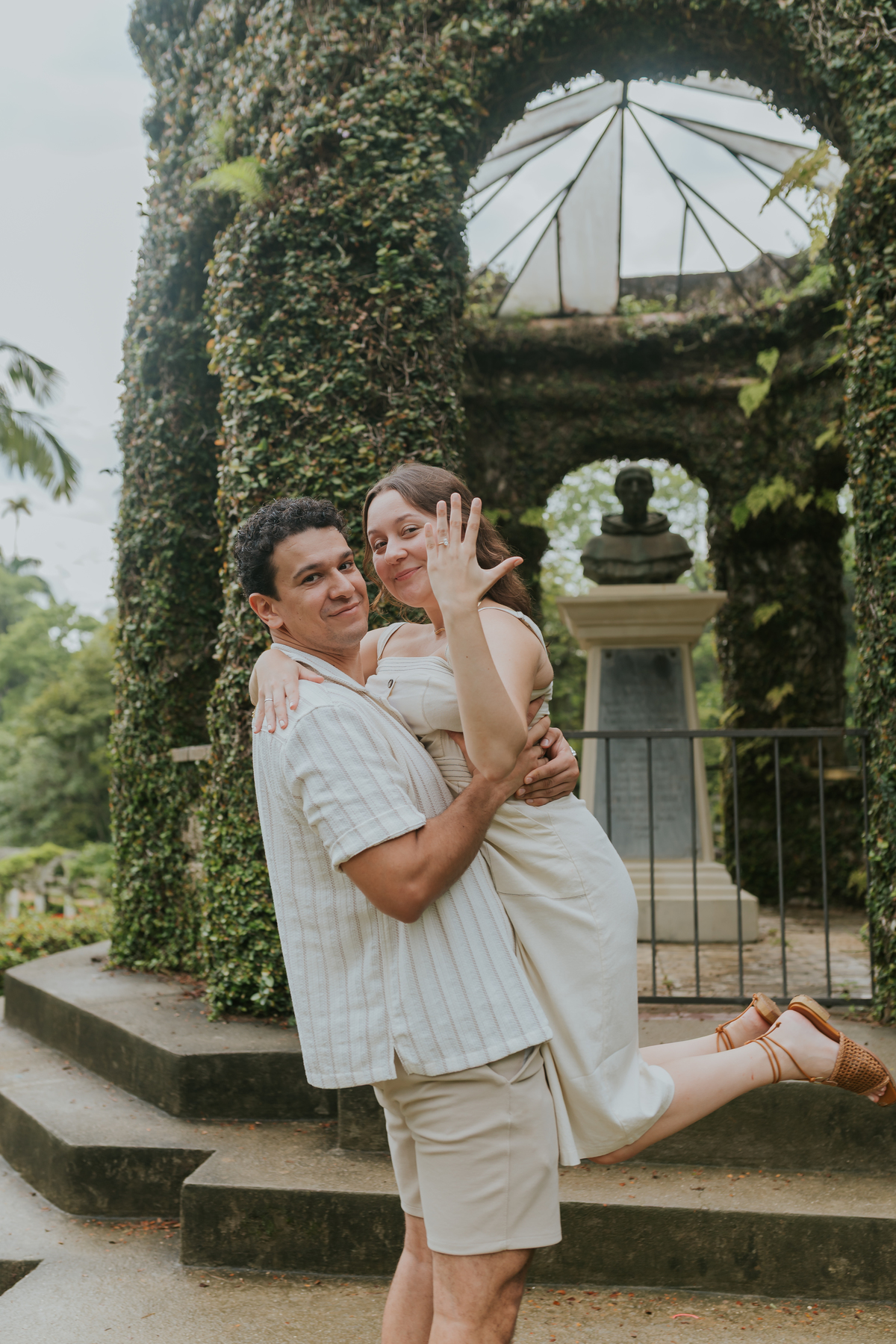 fotografia fotografa casal ensaio externo jardim botânico Rio de Janeiro pedido noivado casamento surpresa 