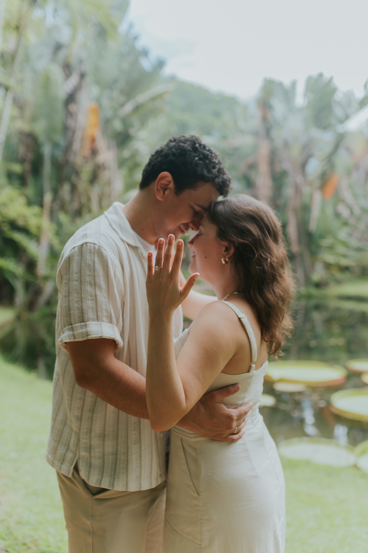 fotografia fotografa casal ensaio externo jardim botânico Rio de Janeiro pedido noivado casamento surpresa 