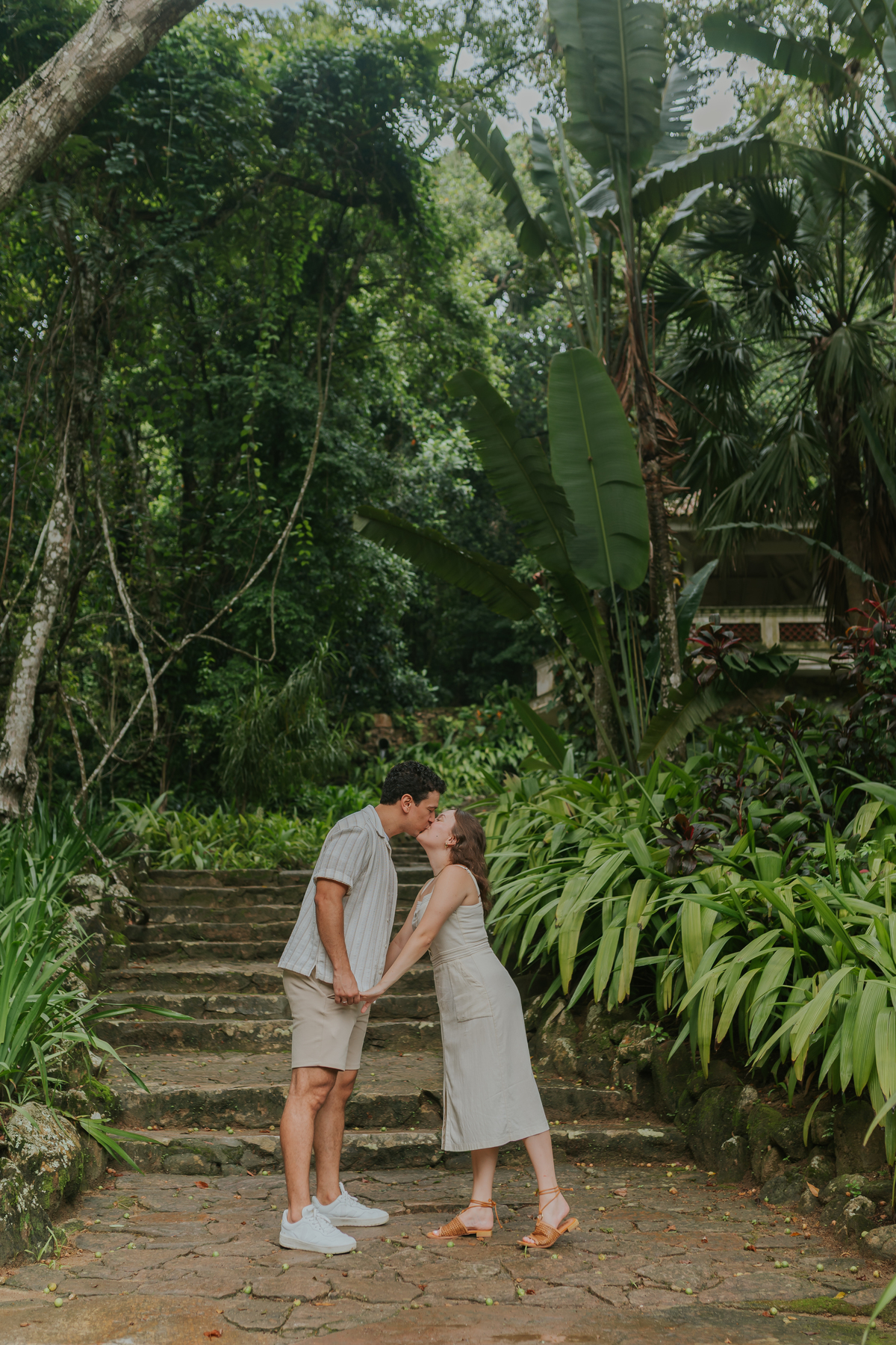 fotografia fotografa casal ensaio externo jardim botânico Rio de Janeiro pedido noivado casamento surpresa 