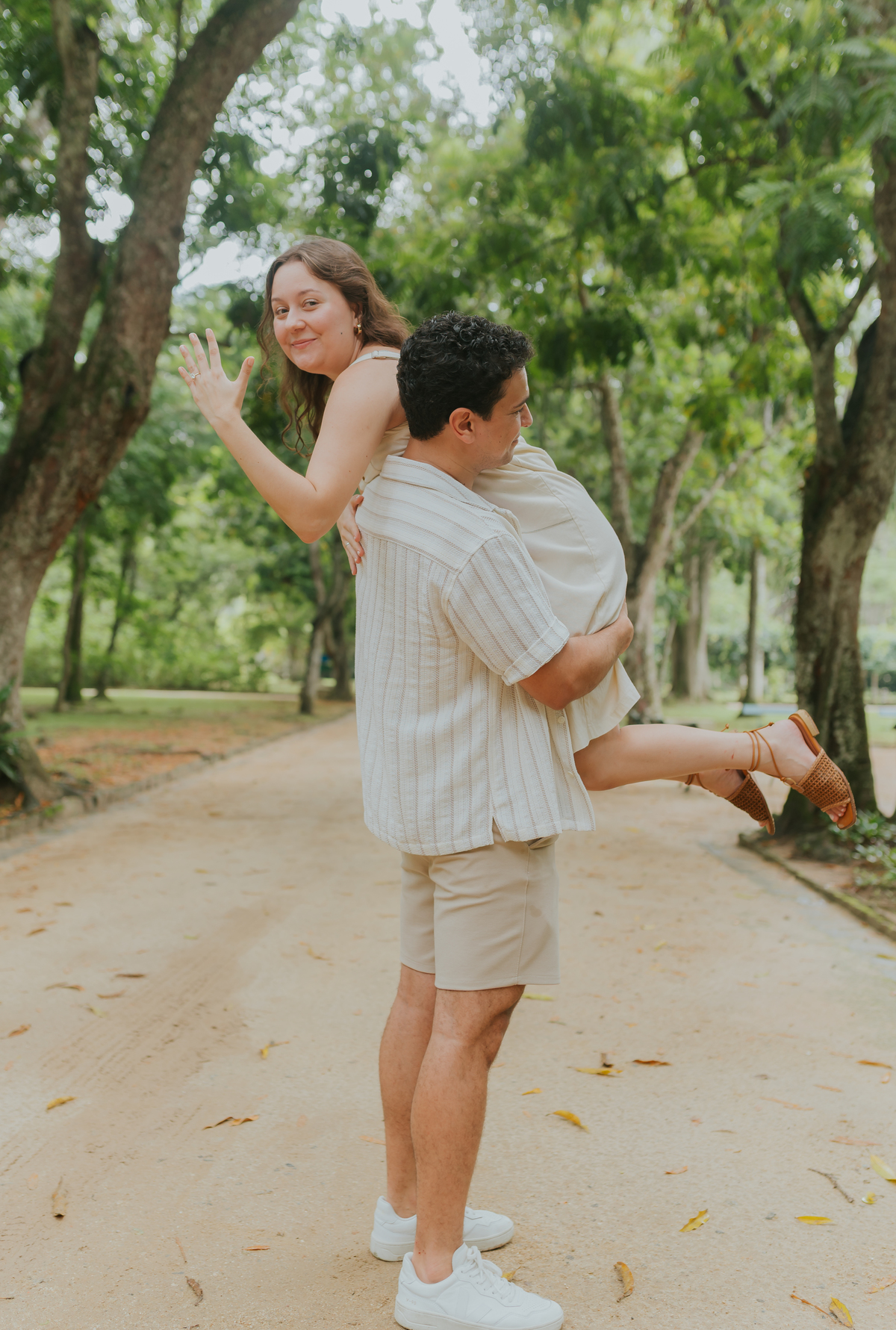 fotografia fotografa casal ensaio externo jardim botânico Rio de Janeiro pedido noivado casamento surpresa 