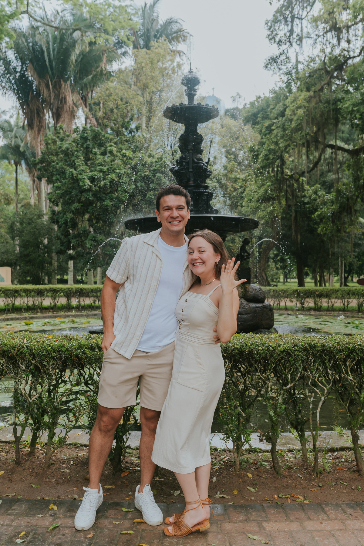 fotografia fotografa casal ensaio externo jardim botânico Rio de Janeiro pedido noivado casamento surpresa 