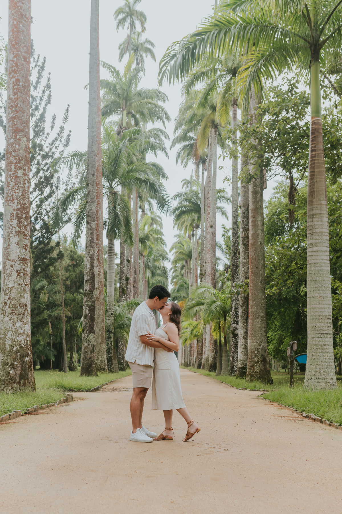fotografia fotografa casal ensaio externo jardim botânico Rio de Janeiro pedido noivado casamento surpresa 