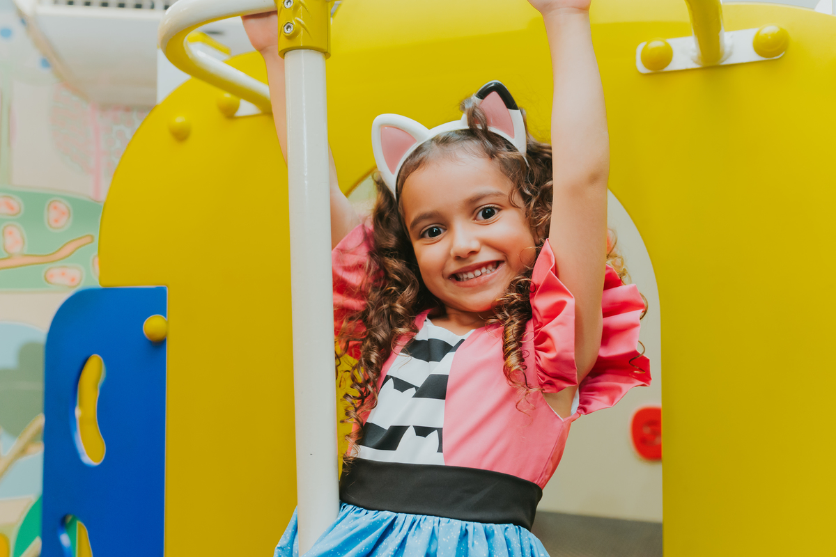 fotografa fotografia festa infantil 5 anos Laura espoleta barato de Lucena rio de janeiro rj familia casa de festas 