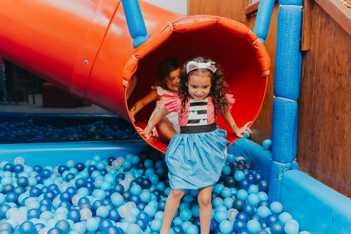 fotografa fotografia festa infantil 5 anos Laura espoleta barato de Lucena rio de janeiro rj familia casa de festas 