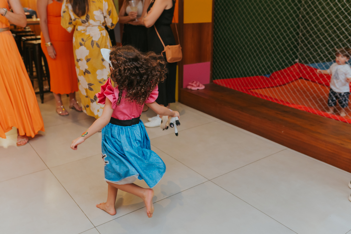 fotografa fotografia festa infantil 5 anos Laura espoleta barato de Lucena rio de janeiro rj familia casa de festas 