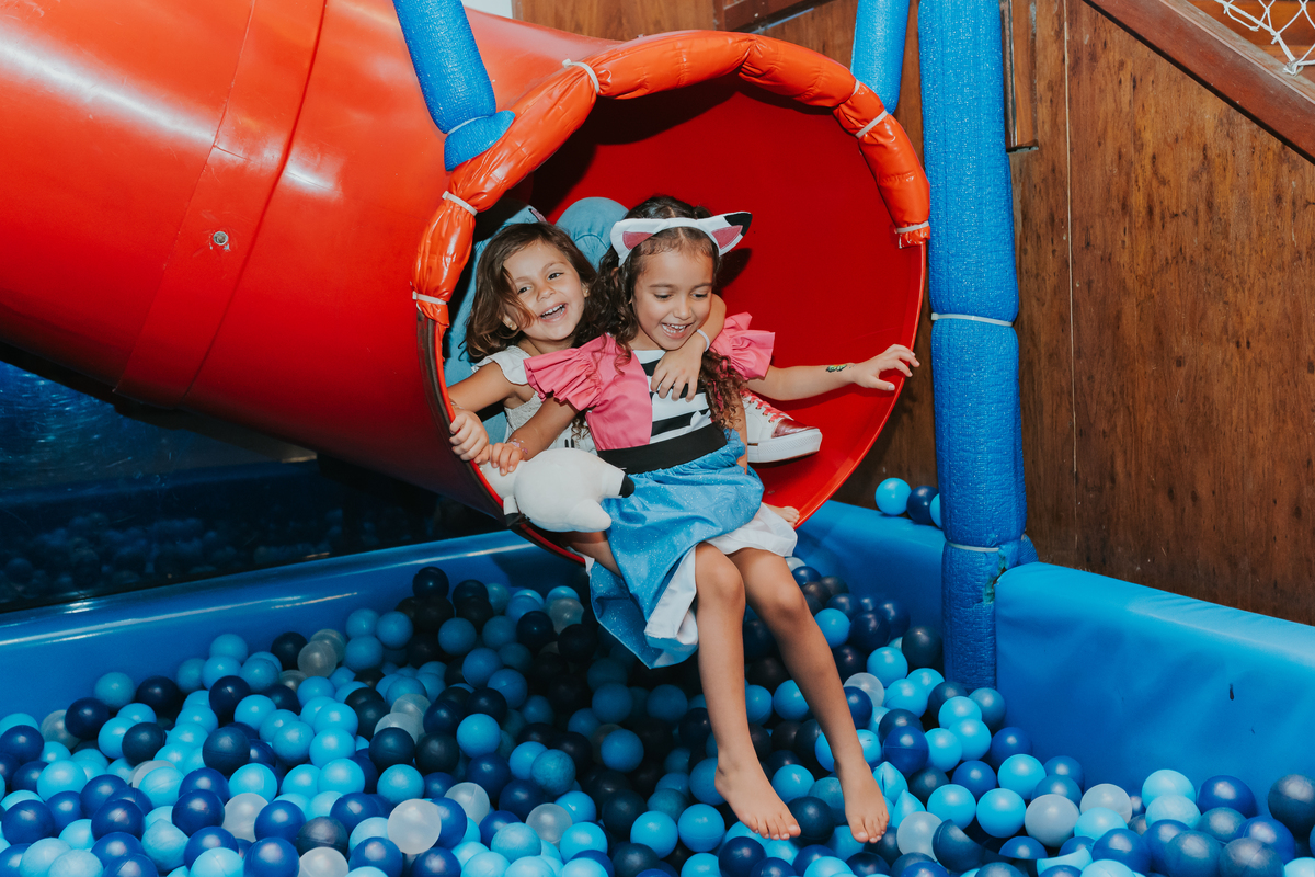 fotografa fotografia festa infantil 5 anos Laura espoleta barato de Lucena rio de janeiro rj familia casa de festas 