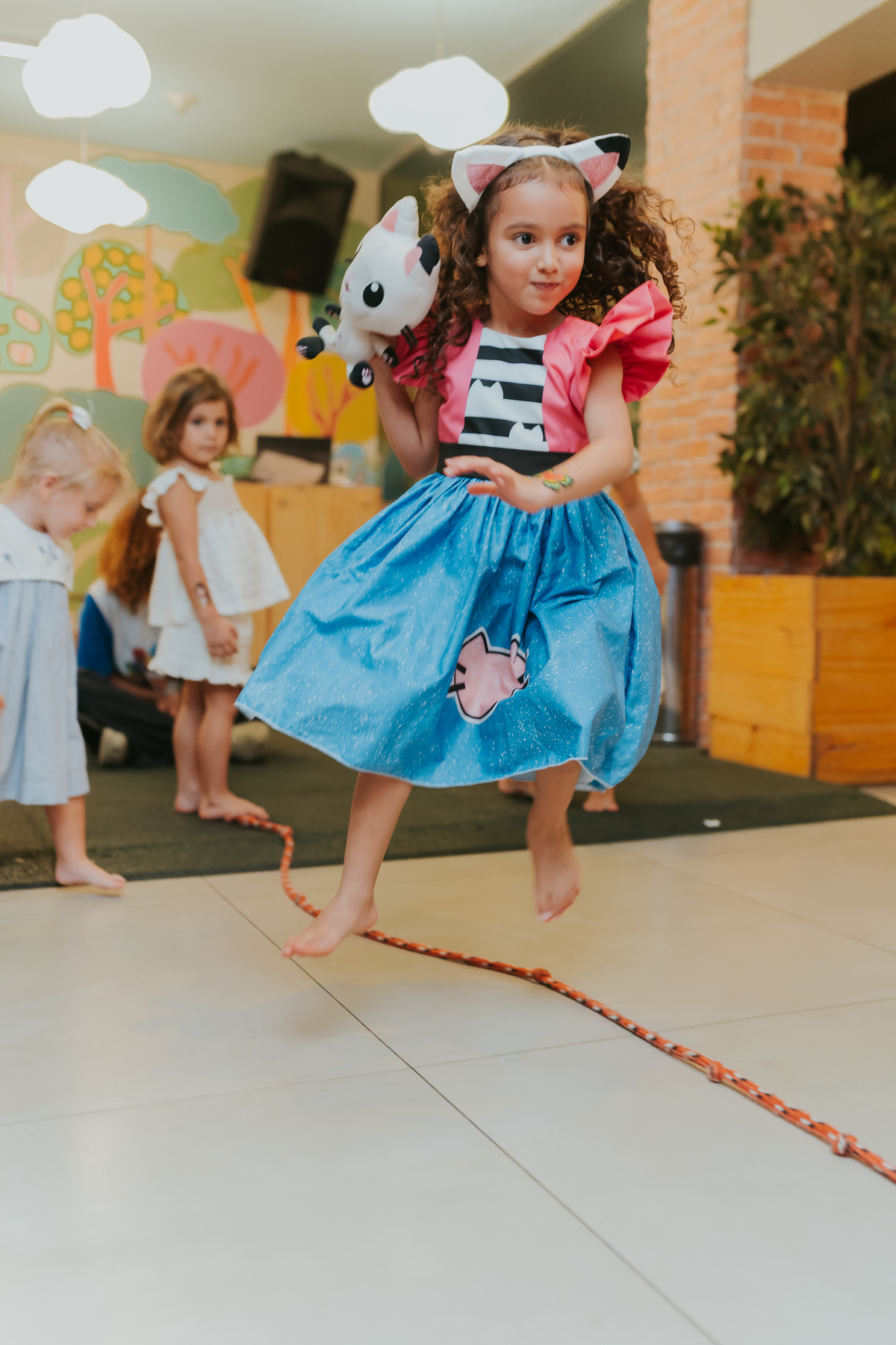 fotografa fotografia festa infantil 5 anos Laura espoleta barato de Lucena rio de janeiro rj familia casa de festas 