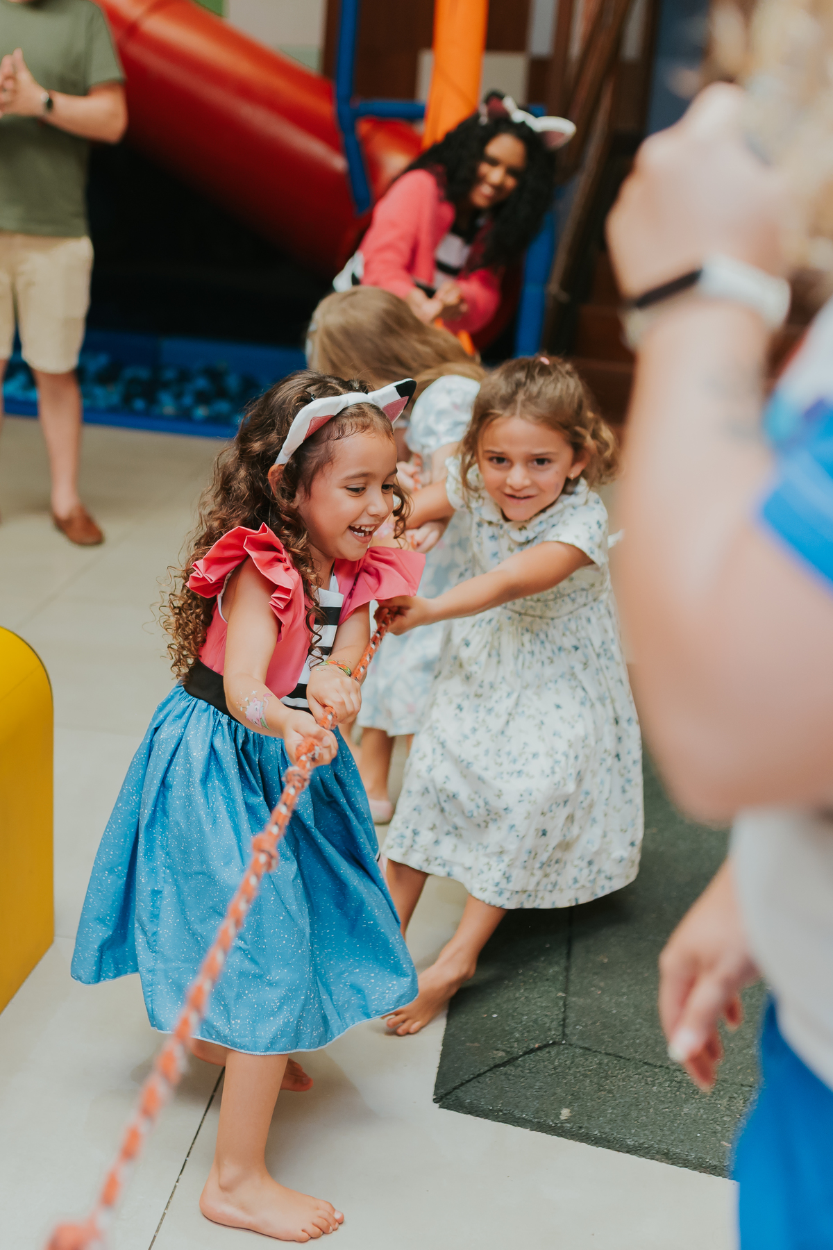 fotografa fotografia festa infantil 5 anos Laura espoleta barato de Lucena rio de janeiro rj familia casa de festas 