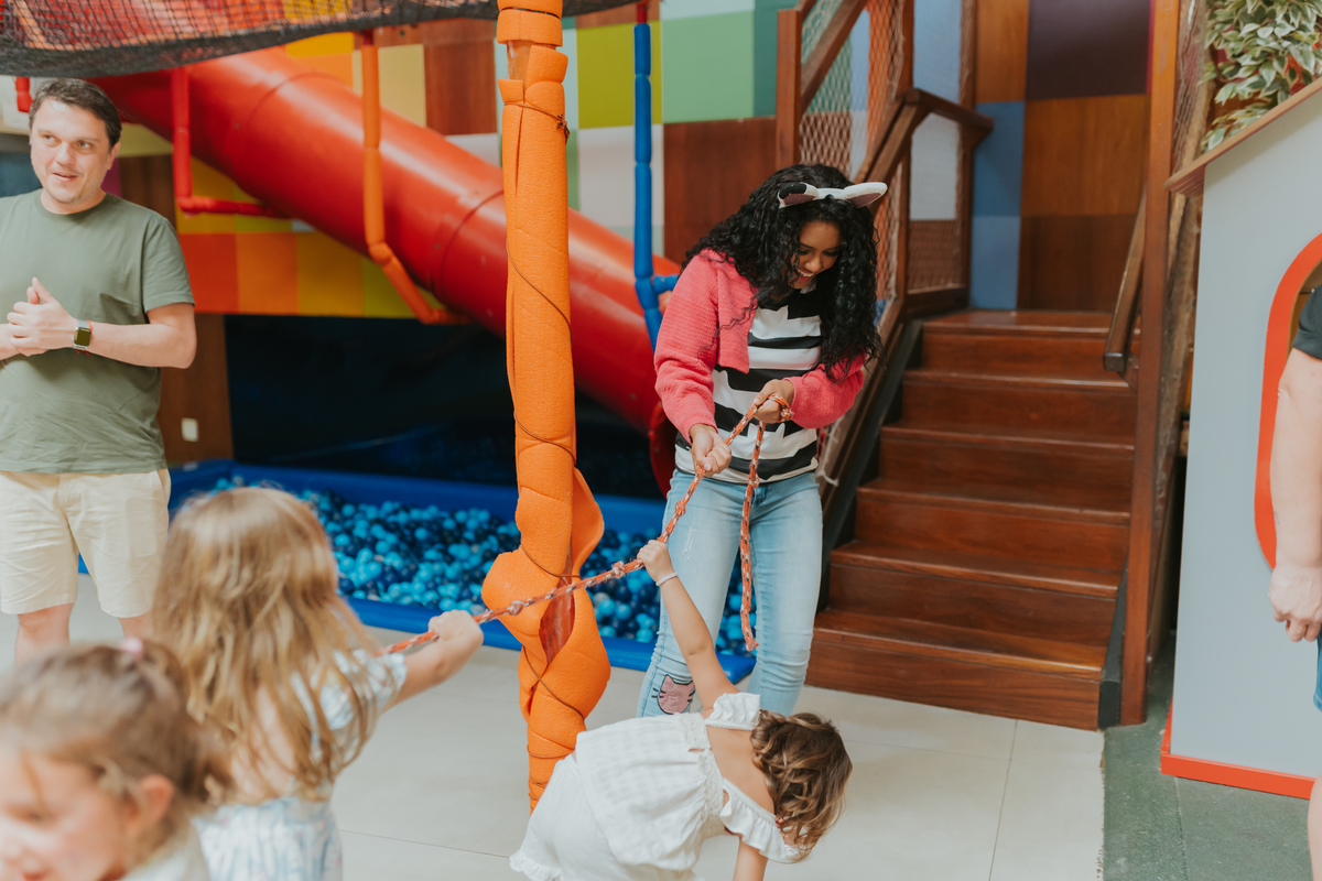 fotografa fotografia festa infantil 5 anos Laura espoleta barato de Lucena rio de janeiro rj familia casa de festas 