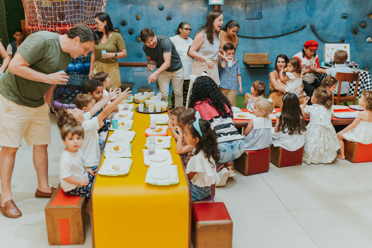 fotografa fotografia festa infantil 5 anos Laura espoleta barato de Lucena rio de janeiro rj familia casa de festas 
