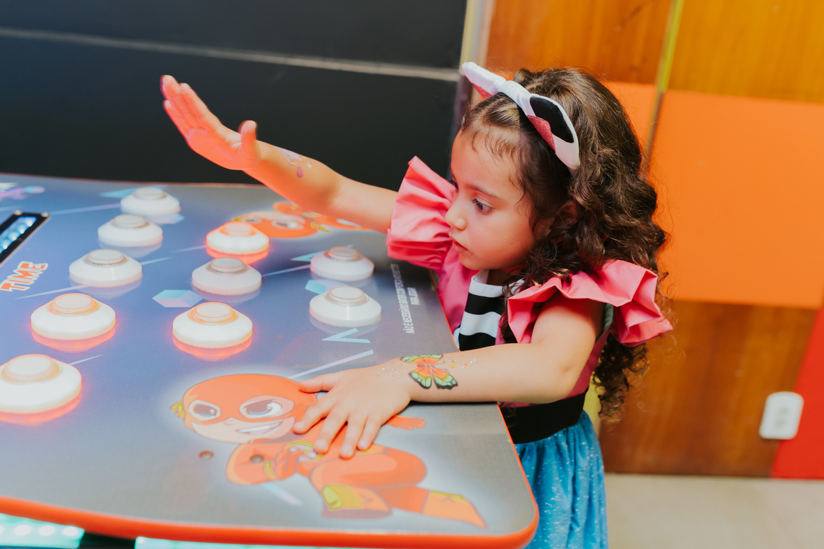 fotografa fotografia festa infantil 5 anos Laura espoleta barato de Lucena rio de janeiro rj familia casa de festas 