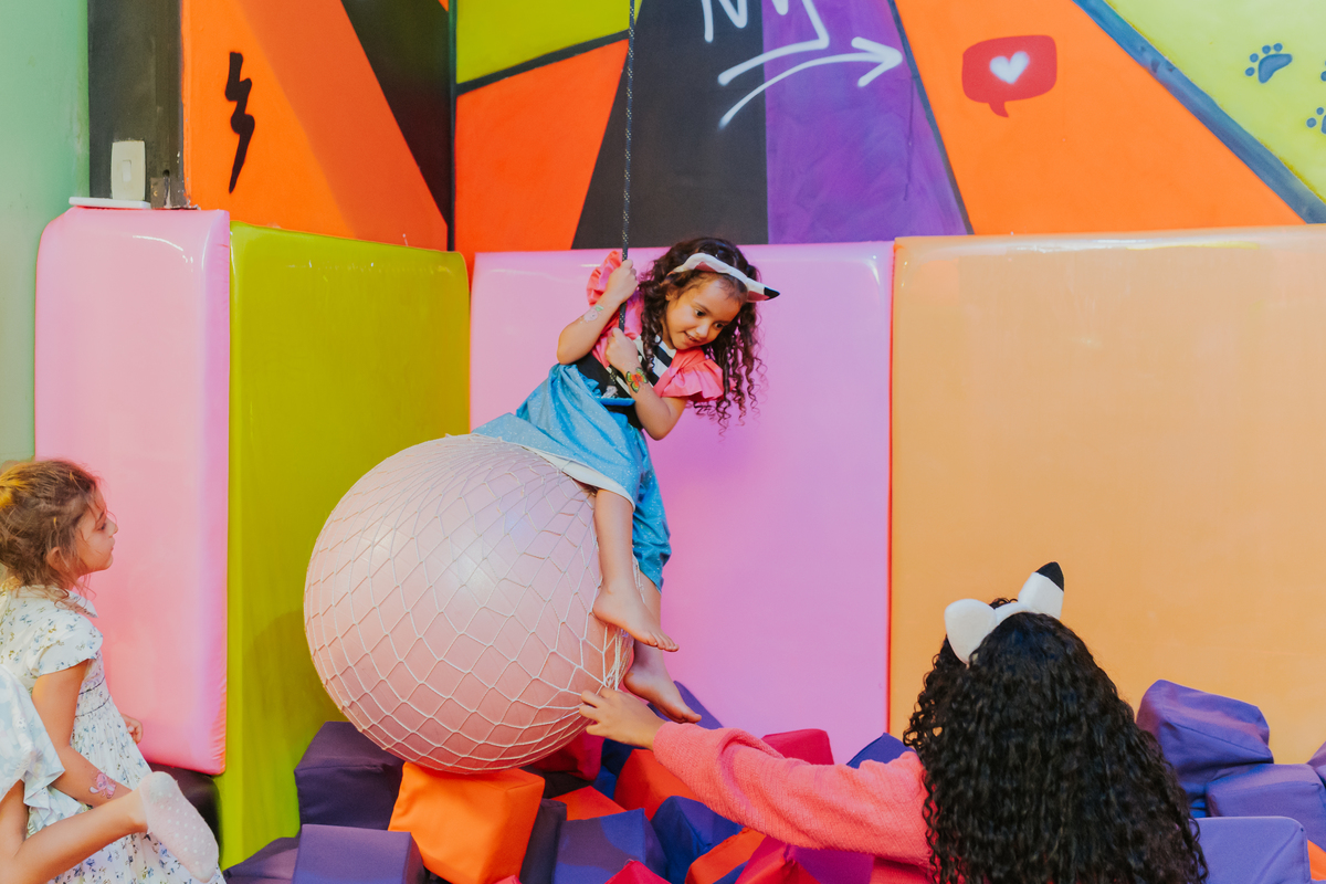 fotografa fotografia festa infantil 5 anos Laura espoleta barato de Lucena rio de janeiro rj familia casa de festas 
